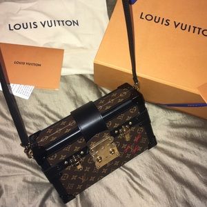 ***SOLD***NWT LOUIS VUITTON Petit Malle M44199